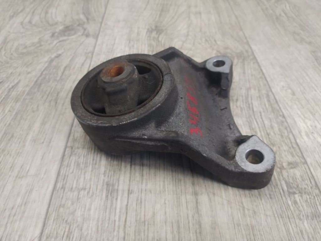 5238042110 | Кронштейн редуктора прав. TOYOTA RAV4 05-12