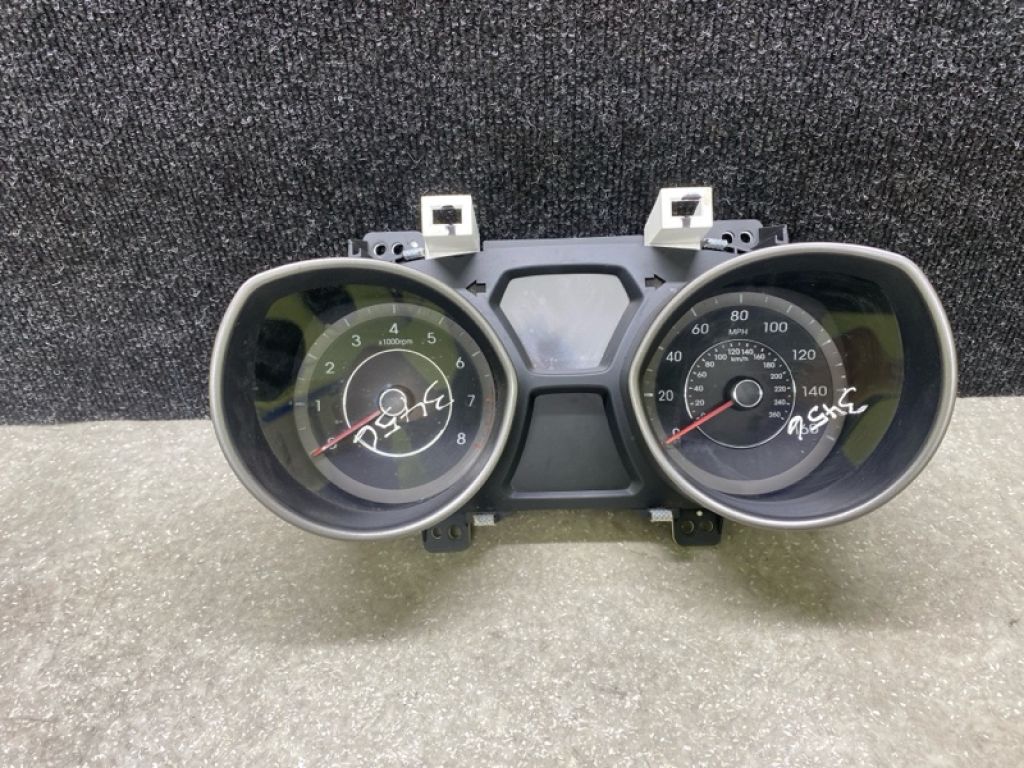 94001-3Y520 | Панель приладів HYUNDAI ELANTRA MD 10-15