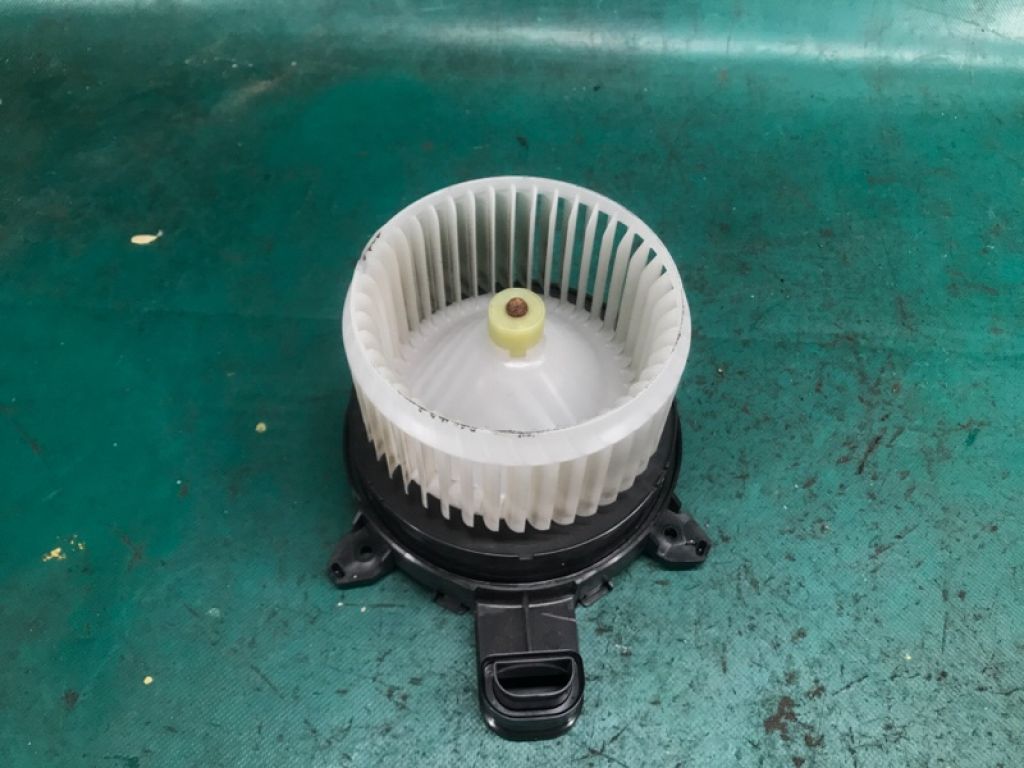 87103-78030 | Моторчик пічки LEXUS NX 14-21 - Фото 2