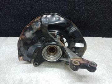 Кулак поворотний передн. лів. TOYOTA SIENNA 03-10