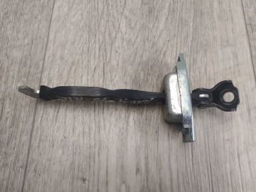Обмежувач дверей задн. TOYOTA RAV4 13-19