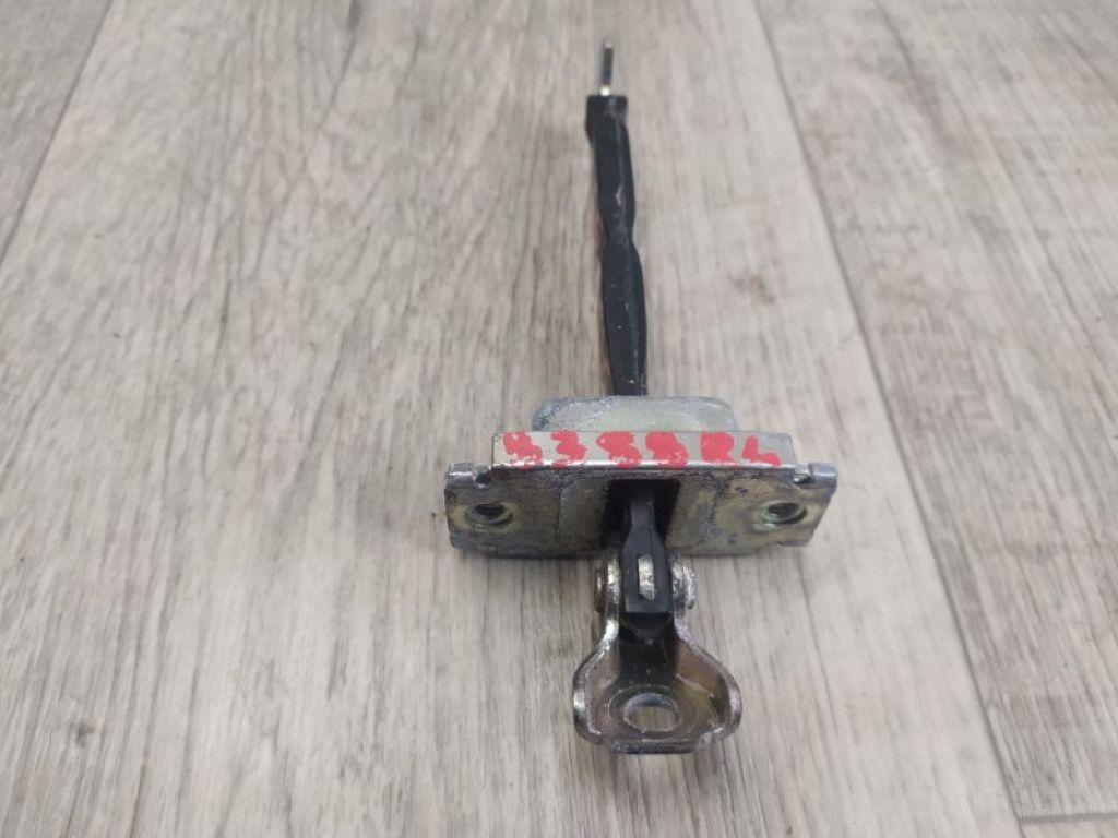 6863047050 | Ограничитель двери задн. лев. TOYOTA PRIUS 16- - Фото 3