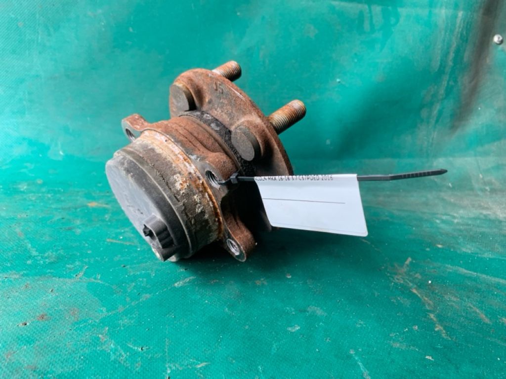 E1GZ-1104-F | Маточина колеса задн. LINCOLN MKX 16-18 - Фото 2