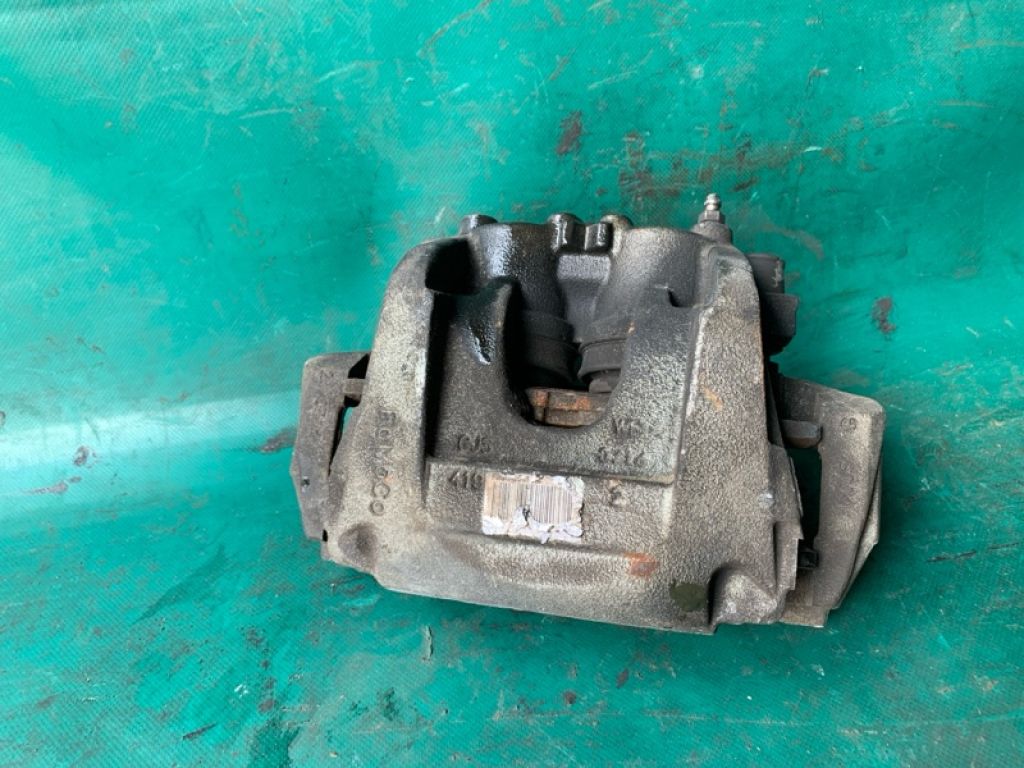 E1GZ-2B120-A | Суппорт тормозной передн. прав. LINCOLN MKX 16-18 - Фото 2