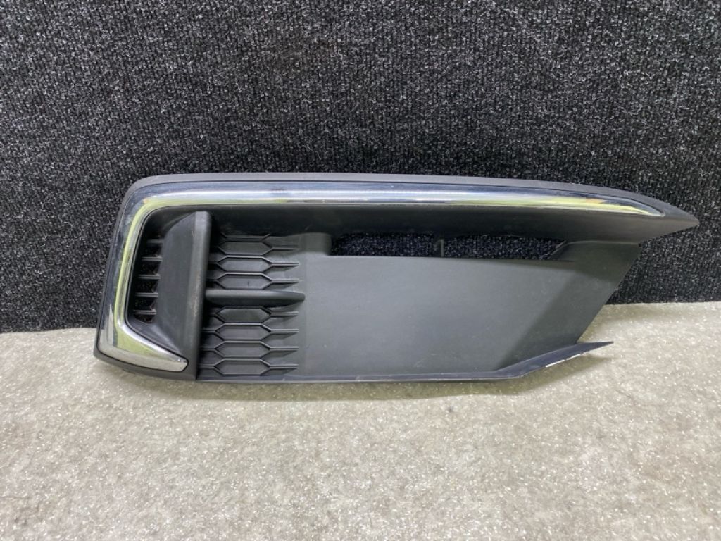 71180-TBA-A50 | Накладка бампера передн. прав. HONDA CIVIC FC/FK 15-