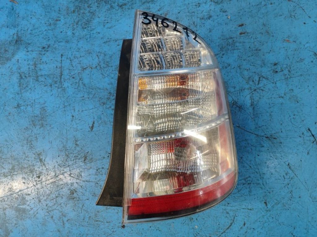 8155147100 | Фонарь наружный прав. TOYOTA PRIUS - 20 03-11