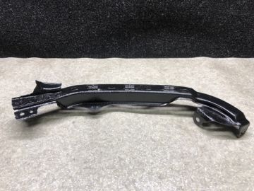 Кронштейн переднього бампера (під фарою) прав. SUBARU FORESTER SG 02-07