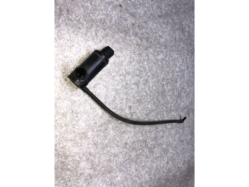 86611AG000 | Насос омивача скла SUBARU FORESTER SG 02-07