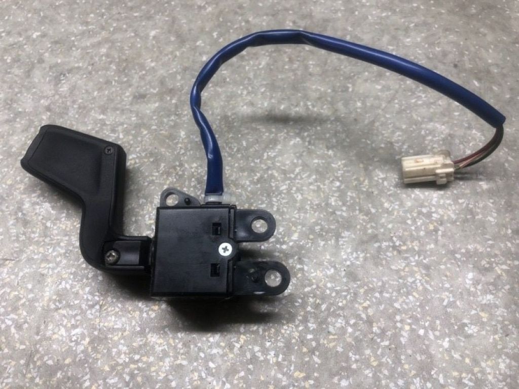 83151SA000 | перемикач круиз-контролю SUBARU FORESTER SG 02-07 - Фото 3