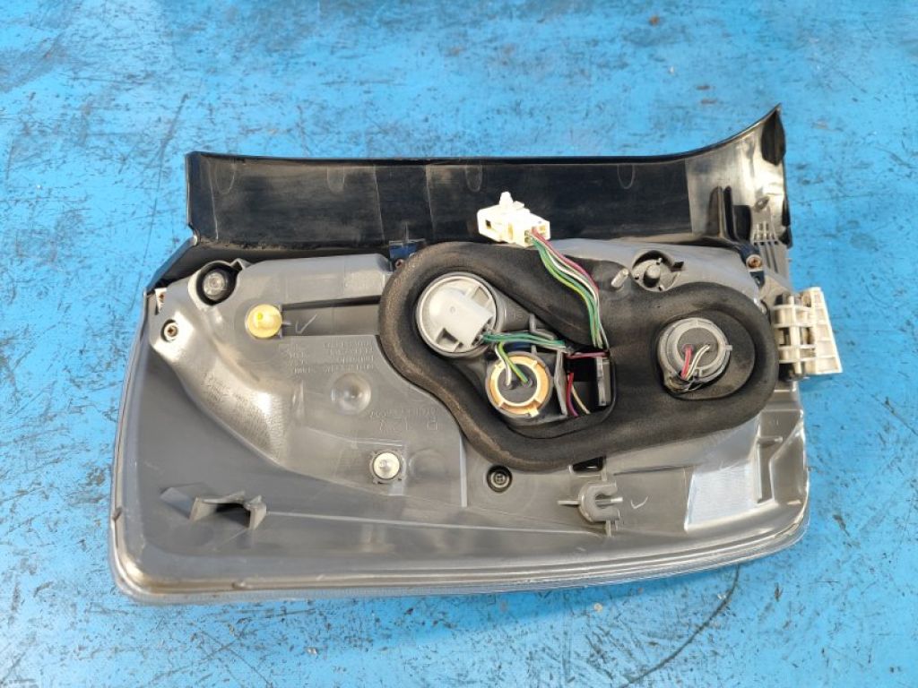 81551-47121 | Ліхтар зовнішній прав. TOYOTA PRIUS - 30 09-17 - Фото 5