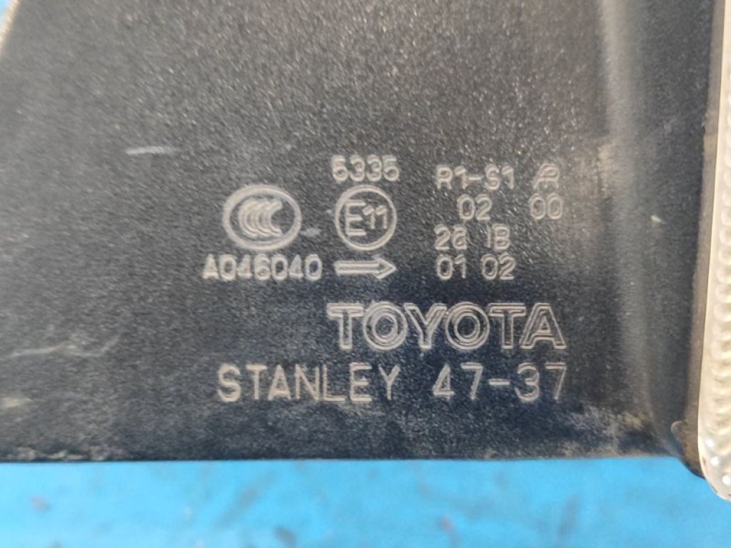 81551-47121 | Фонарь наружный прав. TOYOTA PRIUS - 30 09-17 - Фото 7