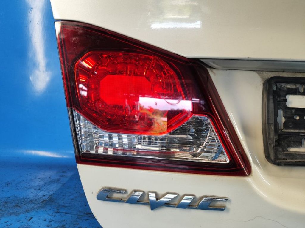 68500-SNB-G00ZZ | Кришка багажника HONDA CIVIC 4D 06-11 - Фото 7