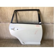 Двері задн. прав. TOYOTA RAV4 05-12