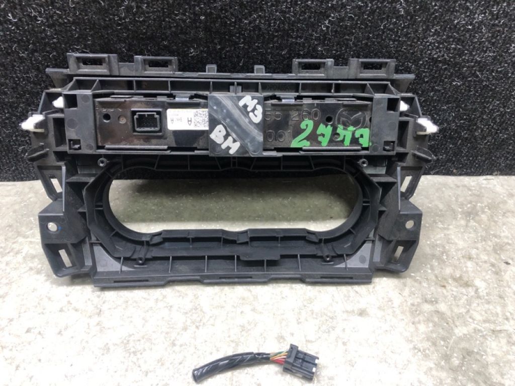 BHN1-55-260A | монітор MAZDA 3 BM 13-19 - Фото 2