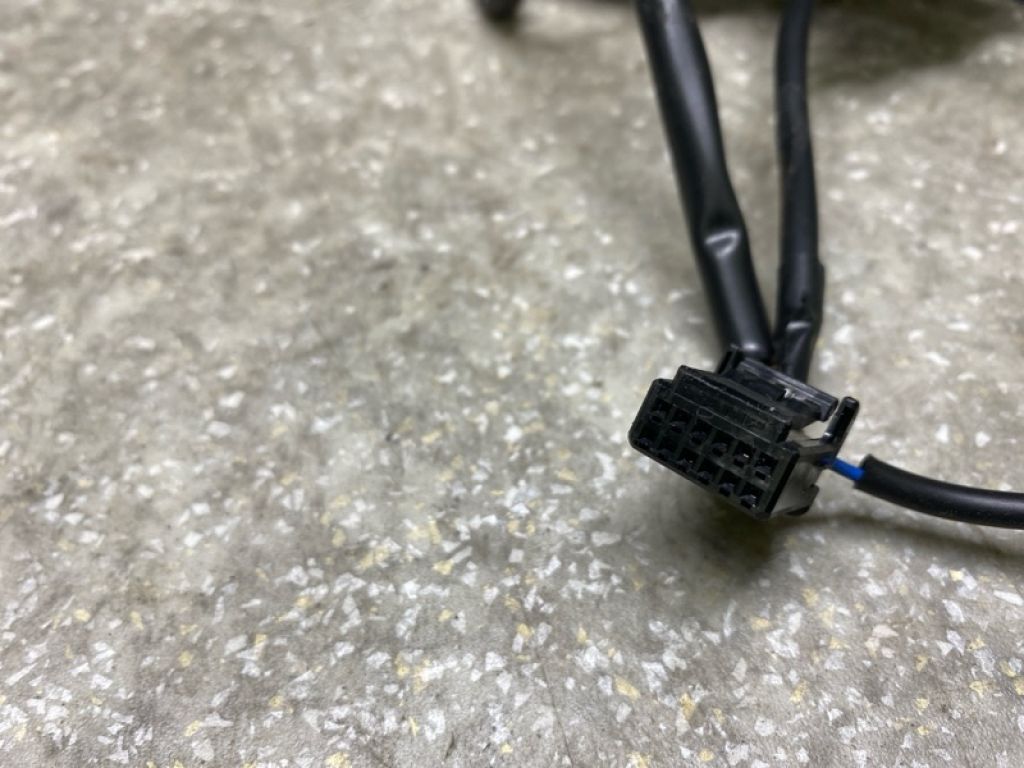 84247-58020-E1 | Кнопки руля лів. LEXUS GX470 02-09 - Фото 6