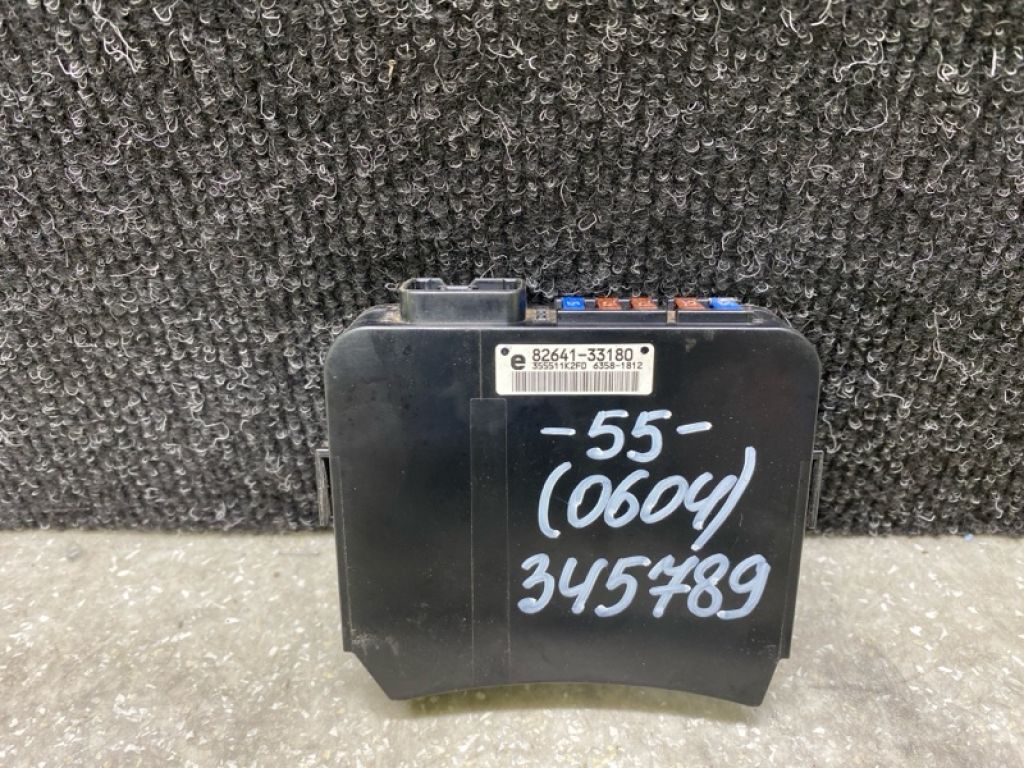 82641-33180 | Блок электронный TOYOTA CAMRY 55 14-17