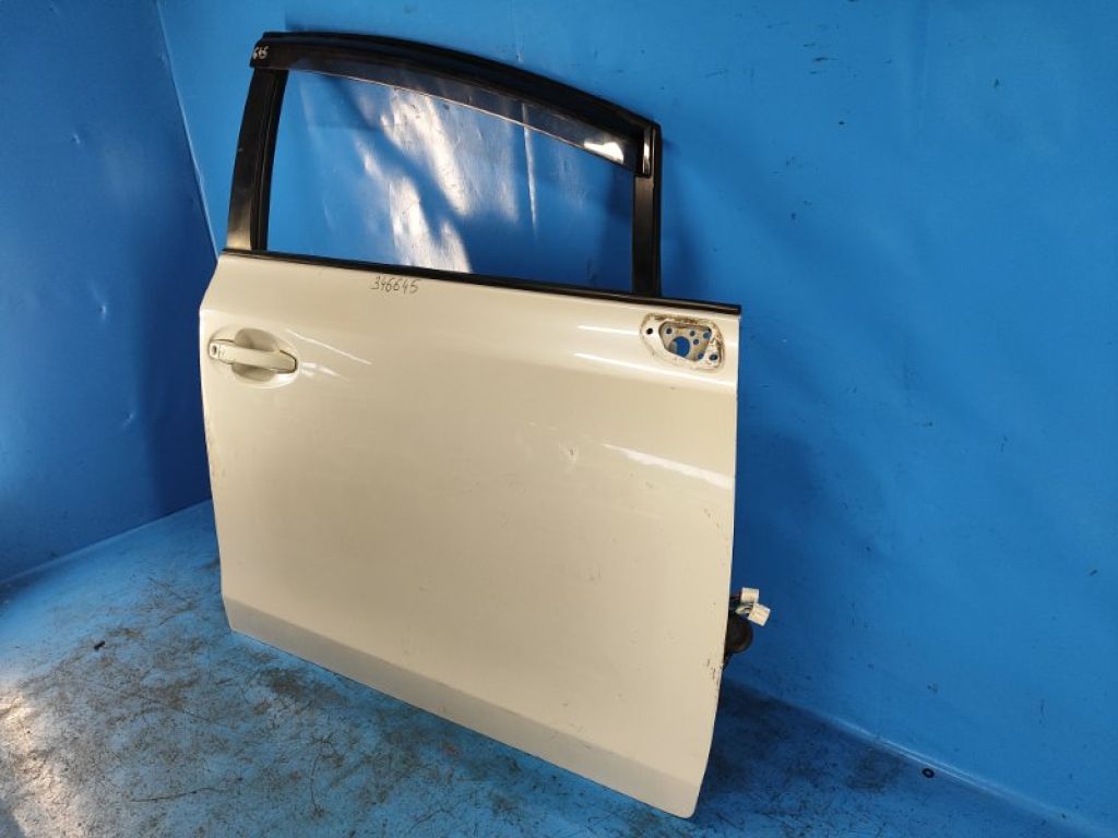 67001-47091 | Двері передн. прав. TOYOTA PRIUS PLUS 11-14 - Фото 2