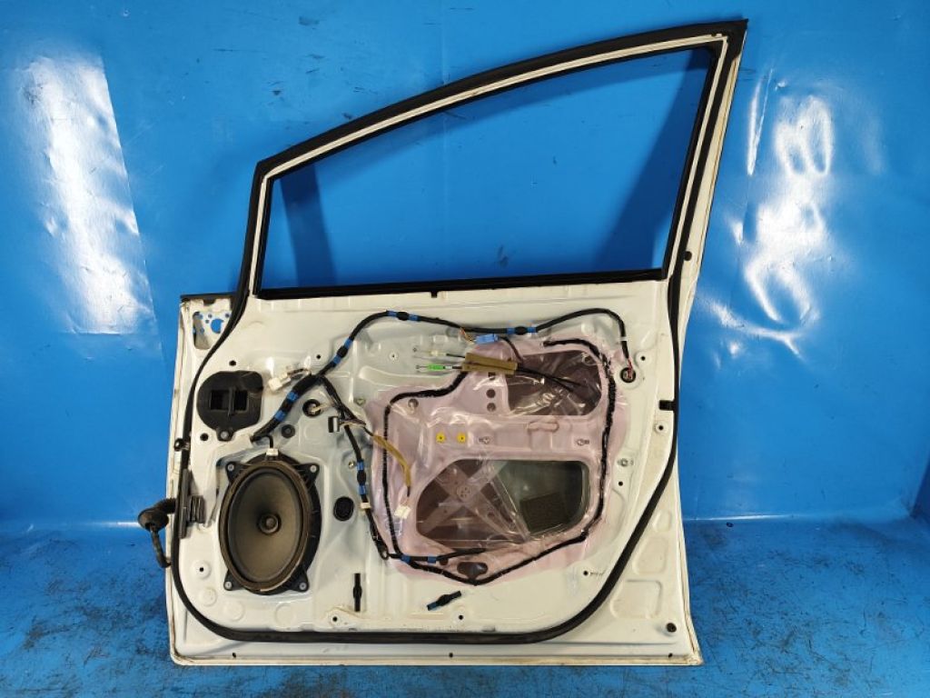 67001-47091 | Двері передн. прав. TOYOTA PRIUS PLUS 11-14 - Фото 10