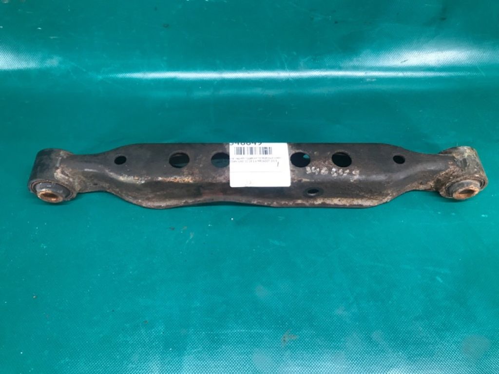 551101KD0A | Важіль задньої підвіски нижній поперечний NISSAN JUKE 10-19