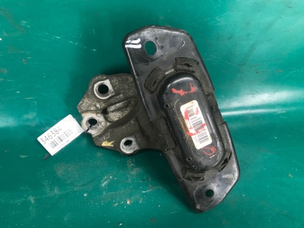68054 791AB | Подушка двигуна прав. DODGE JOURNEY 08-20