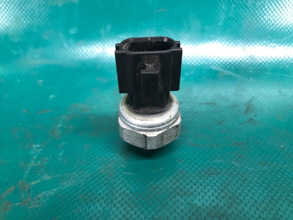 97721-3K000 | Датчик тиску кондиціонера HYUNDAI SONATA YF 10-14 - Фото 2