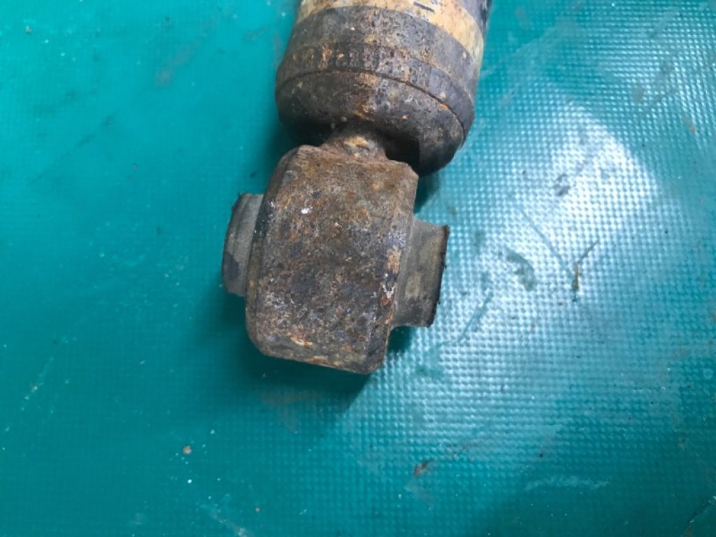 E62103YV1B | Амортизатор задн. NISSAN JUKE 10-19 - Фото 5