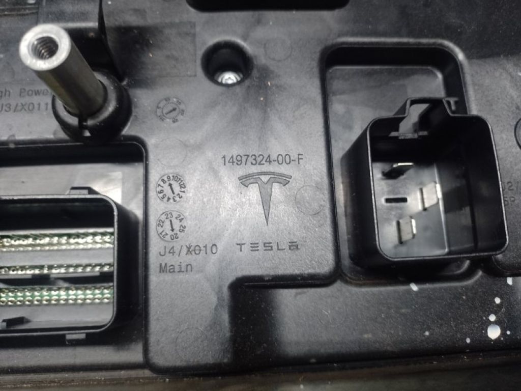 1583991-10-D | Блок комфорта TESLA MODEL Y 19- - Фото 4