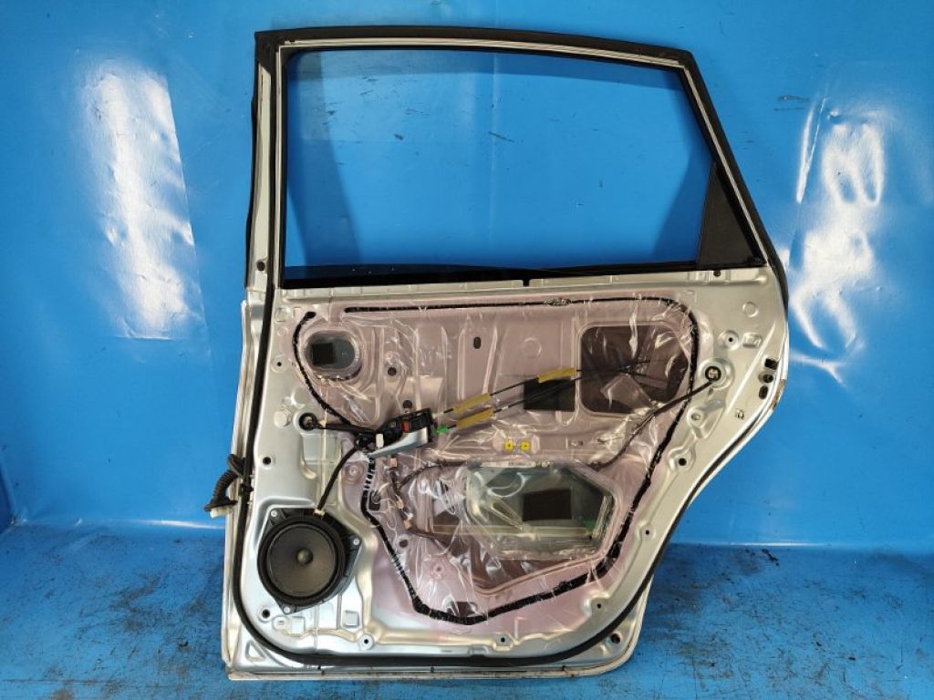 67003-47200 | Дверь задн. прав. TOYOTA PRIUS PLUS 11-14 - Фото 8