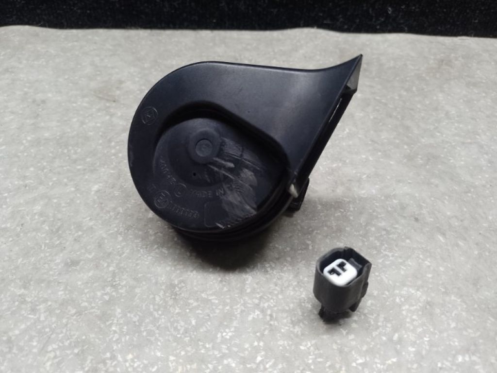 1507242-00-B | Сигнал TESLA MODEL Y 19-