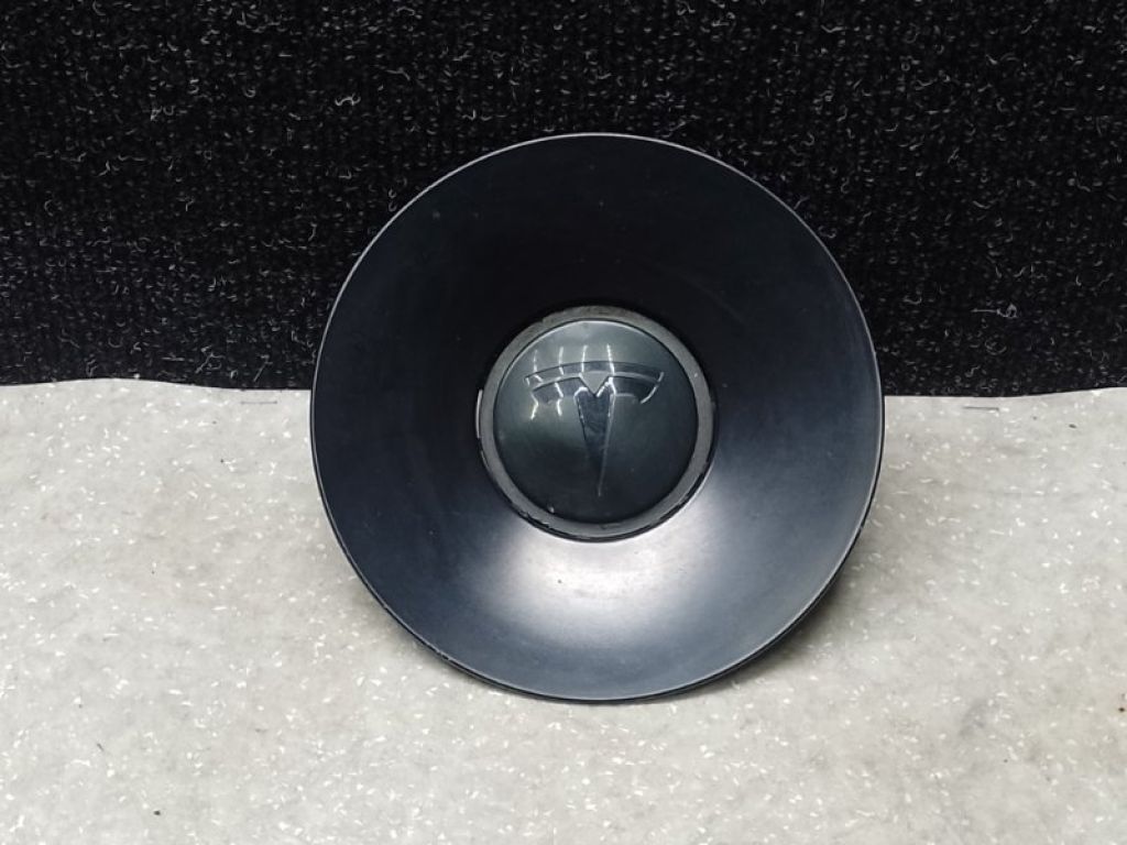 1188233-00-A | Заглушка колісного диска TESLA MODEL Y 19-
