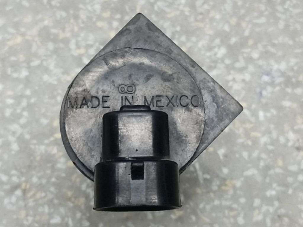 1056770-00-A | Датчик уровня бачка омывателя TESLA MODEL Y 19- - Фото 3