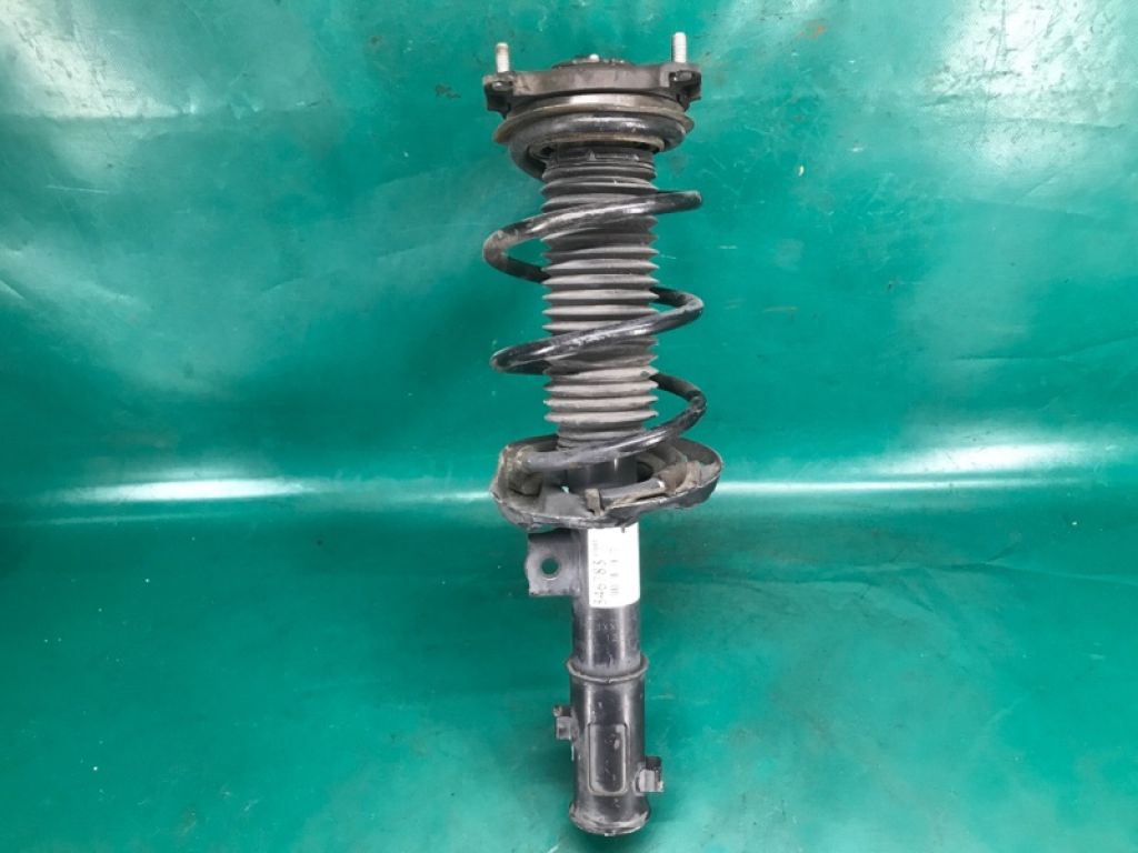 54651-F3700 | Амортизатор передн. лів. HYUNDAI ELANTRA AD 16-