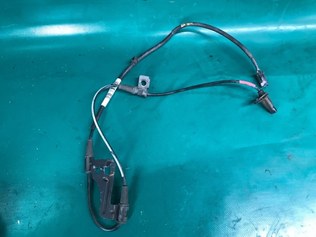 59830-F3300 | Датчик ABS передн. прав. HYUNDAI ELANTRA AD 16-