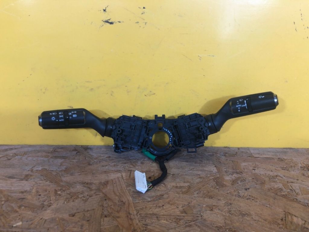 84319-11010 | Підрульовий перемикач LEXUS LS500 18-