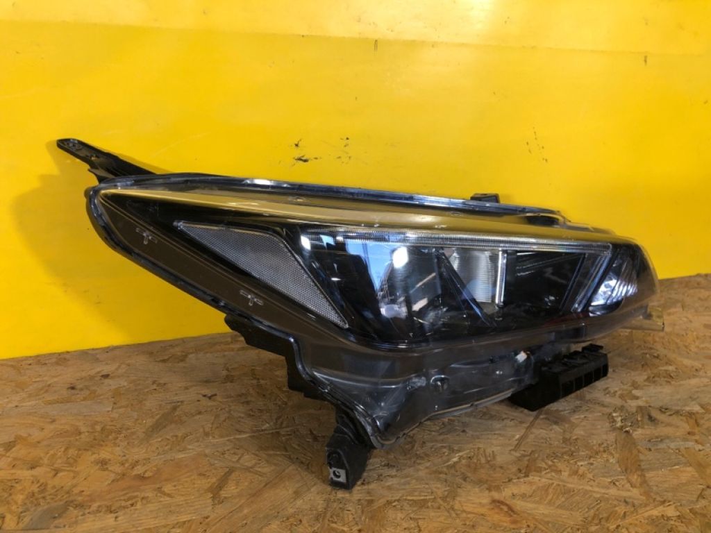 26010-5SH0A | Фара прав. NISSAN LEAF 18- - Фото 3