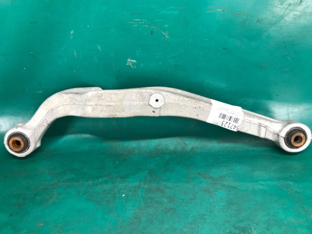 55121-JD00B | Рычаг задней подвески поперечный верхний лев. NISSAN ROGUE 08-15