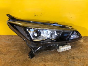 Фара прав. NISSAN LEAF 18-
