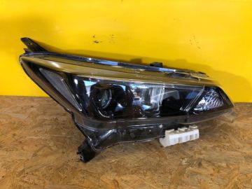 Фара прав. NISSAN LEAF 18-