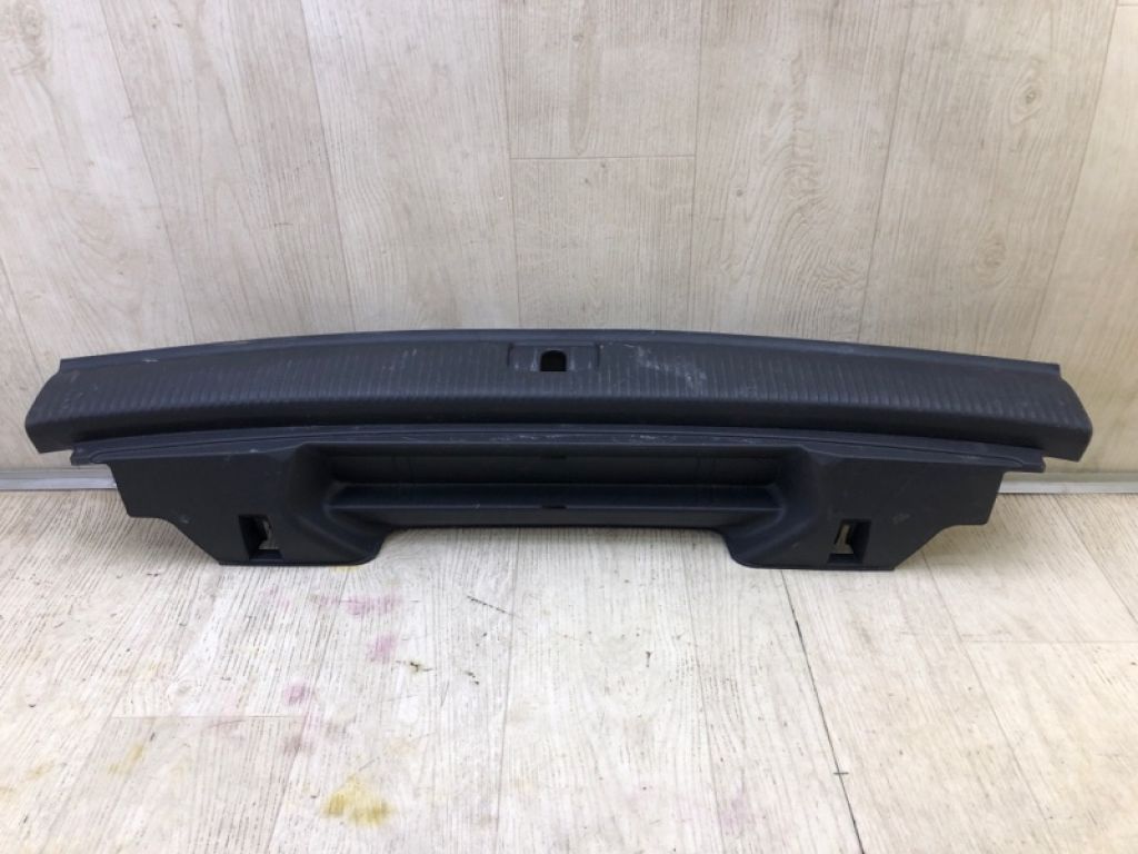 8R0864483B | Накладка панели багажника внутренняя AUDI Q5 08-16