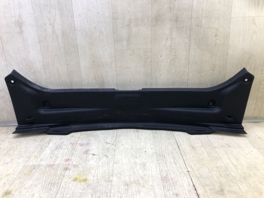 58387-06210-C0 | Накладка панелі багажника внутрішня TOYOTA CAMRY 70 17-