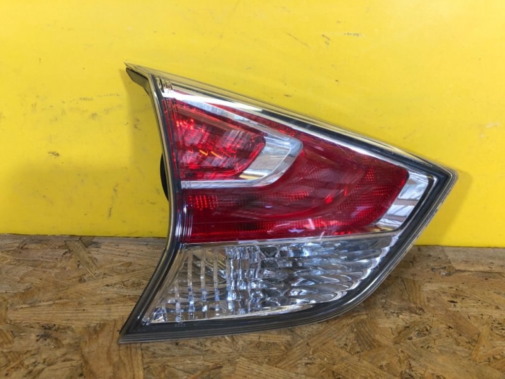26555-4CA1B | Ліхтар внутрішній лів. NISSAN X-TRAIL/ROGUE T32 13-20