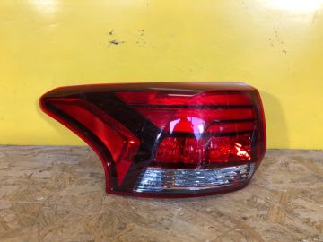 Ліхтар зовнішній лів. MITSUBISHI OUTLANDER GF 12-