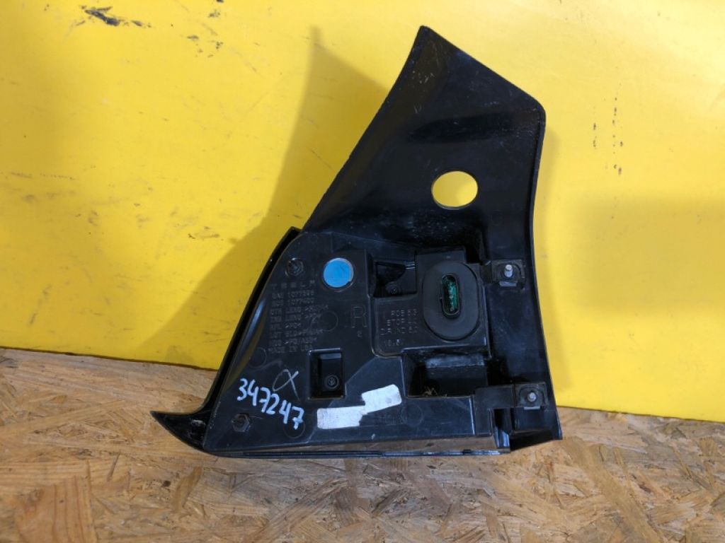 1077398-00-H | Ліхтар зовнішній прав. TESLA MODEL Y 19- - Фото 5