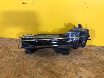 Противотуманная фара лев. TESLA MODEL Y 19-