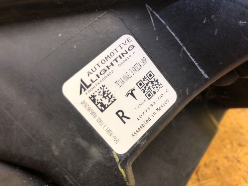 1077392-00-C | Противотуманная фара прав. TESLA MODEL Y 19- - Фото 3