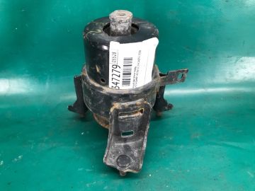 Подушка двигуна передн. TOYOTA CAMRY 40 06-11