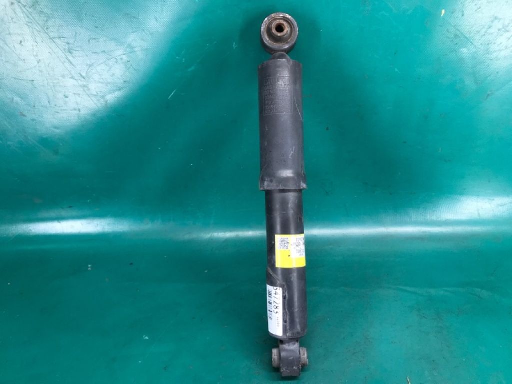 48530-78040 | Амортизатор задн. LEXUS NX 14-21