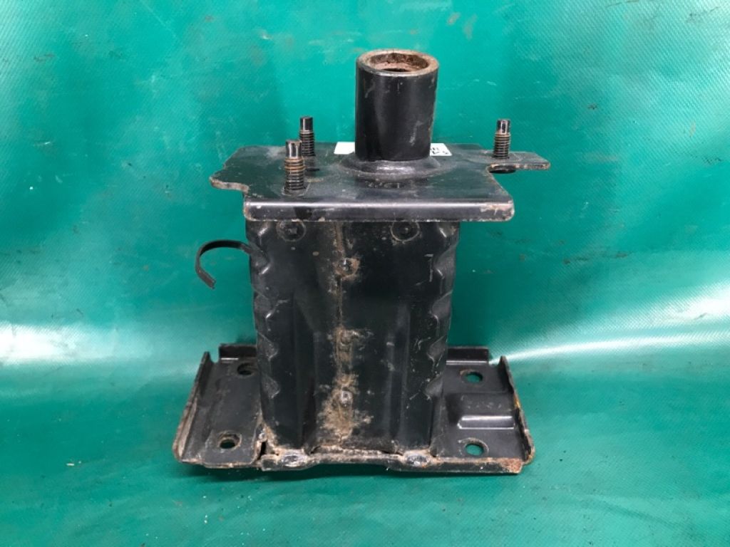 62211-4BA0A | Кронштейн підсилювача переднього бампера лів. NISSAN X-TRAIL/ROGUE T32 13-20 - Фото 2