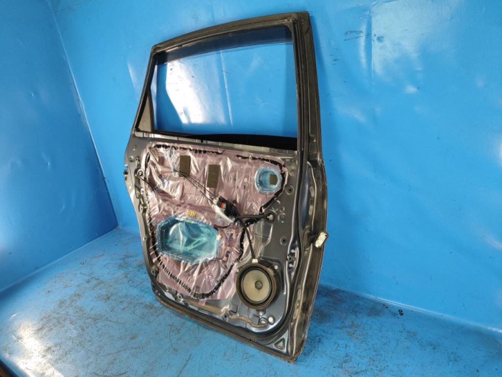 67004-47180 | Двері задн. лів. TOYOTA PRIUS PLUS 11-14 - Фото 9