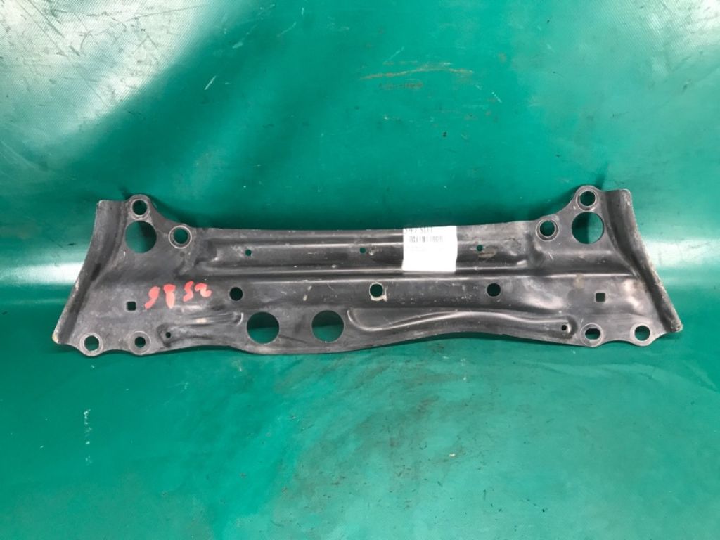 52255-76010 | Крепление балки подвески передн. LEXUS NX 14-21